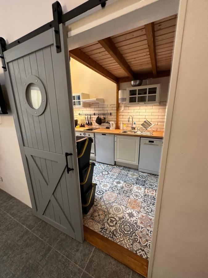 Cozy New Loft Apartment Prague Exterior photo